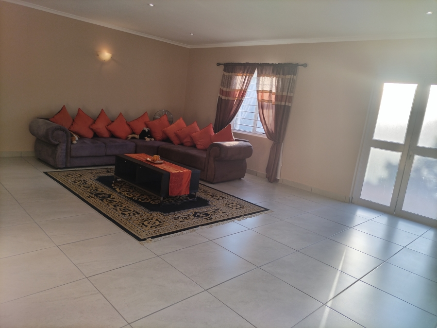 5 Bedroom Property for Sale in Milnerton Ridge Western Cape